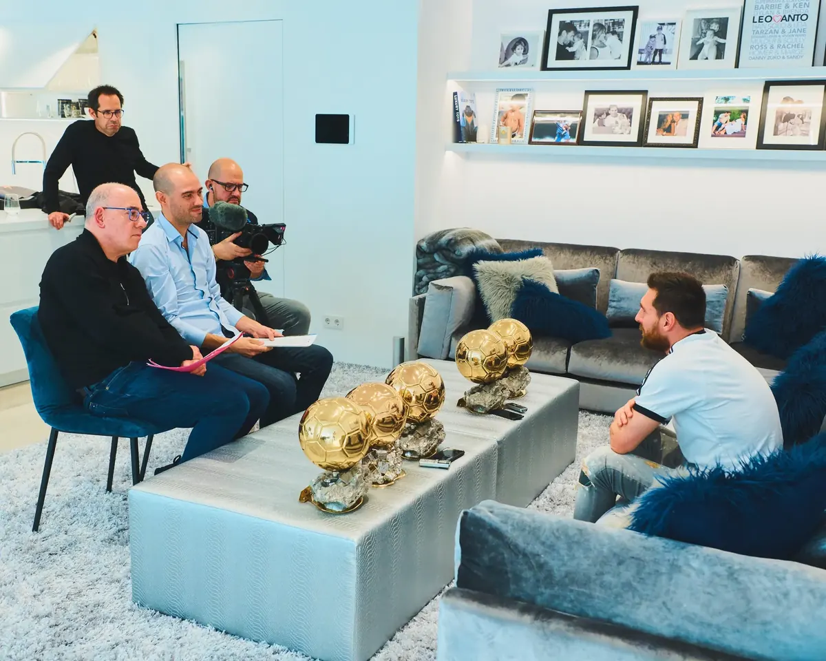 I Palloni d'Oro di Messi esposti nel suo salotto nel 2019